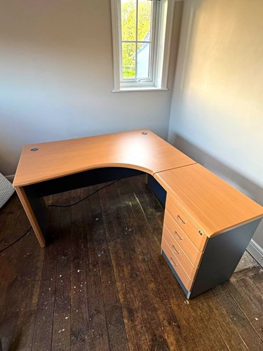 Shaped corner computer - computer, desk