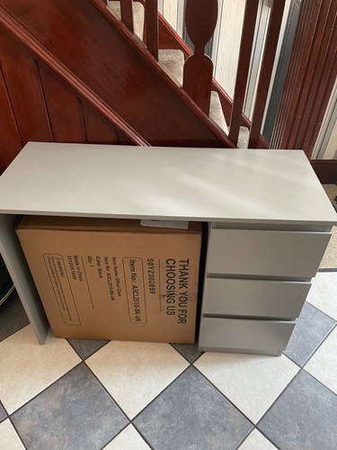 Grey new home - new, desk
